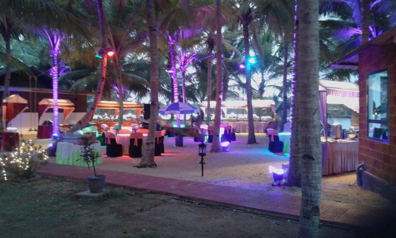 Regant Lake Village, Kollam. Chavara Bagian luar foto